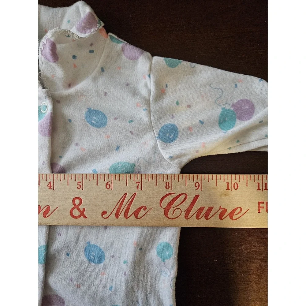Vtg Carter's Baby Sleeper Small 11 lbs White Pastel‎ Balloon (0-3 M)